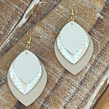 Load image into Gallery viewer, Leather Earrings - Champagne, Beige & Gold Chevron