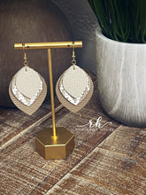 Load image into Gallery viewer, Leather Earrings - Champagne, Beige & Gold Chevron