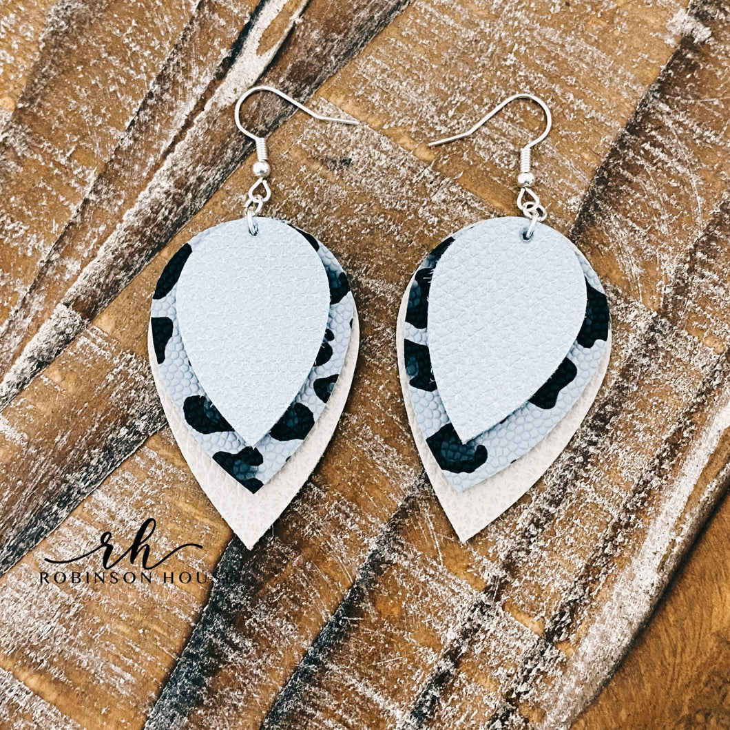 Leather Earrings - Beige & Silver w/ Snow Leopard