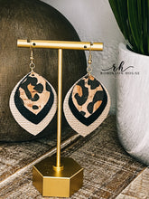 Load image into Gallery viewer, Leather Earrings - Champagne, Black &amp; Leopard Cork
