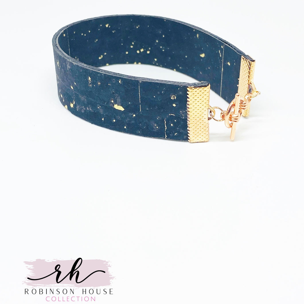 Strap Bracelet - Black and Gold Cork