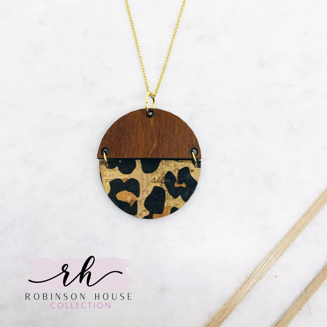 Hinged Disc Wood Necklace - Leopard Cork